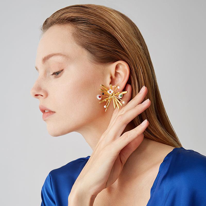 Bloom Pearl and Crystal Earrings - Chi'pau