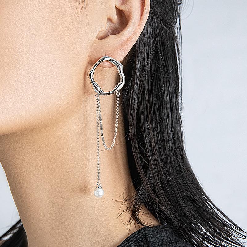 Circle & Chain Earrings - Chi'pau