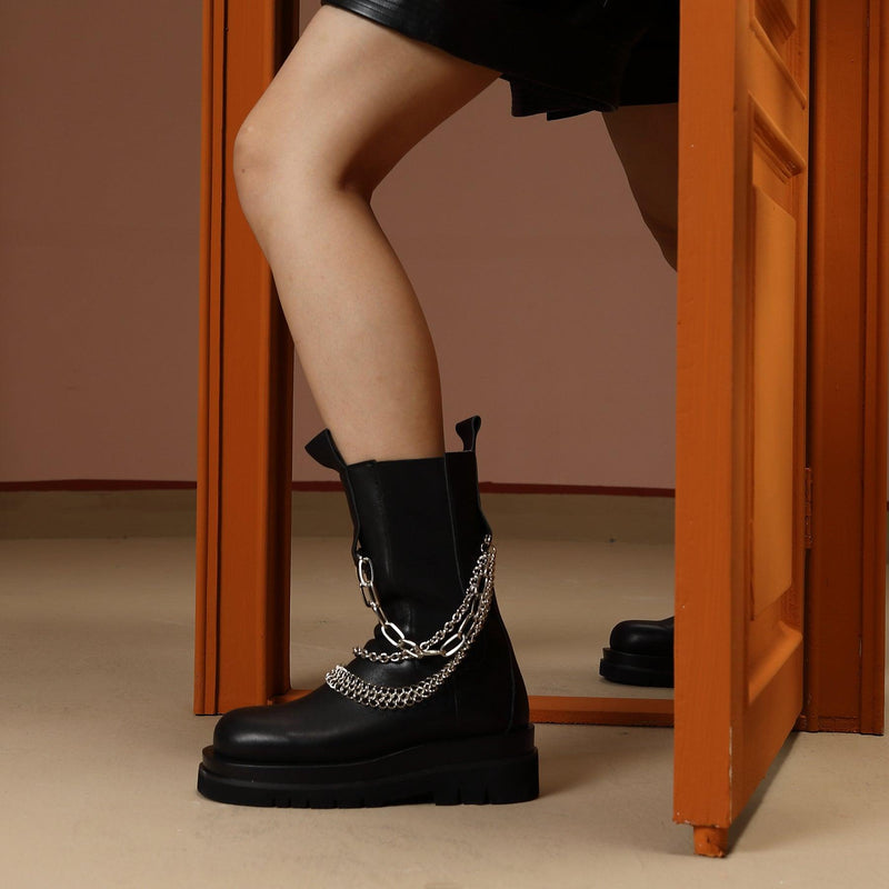 Chelsea Boots with Chain - Chi'pau