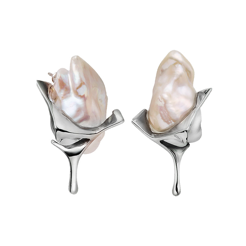 Fluid Metal Pearl Earrings